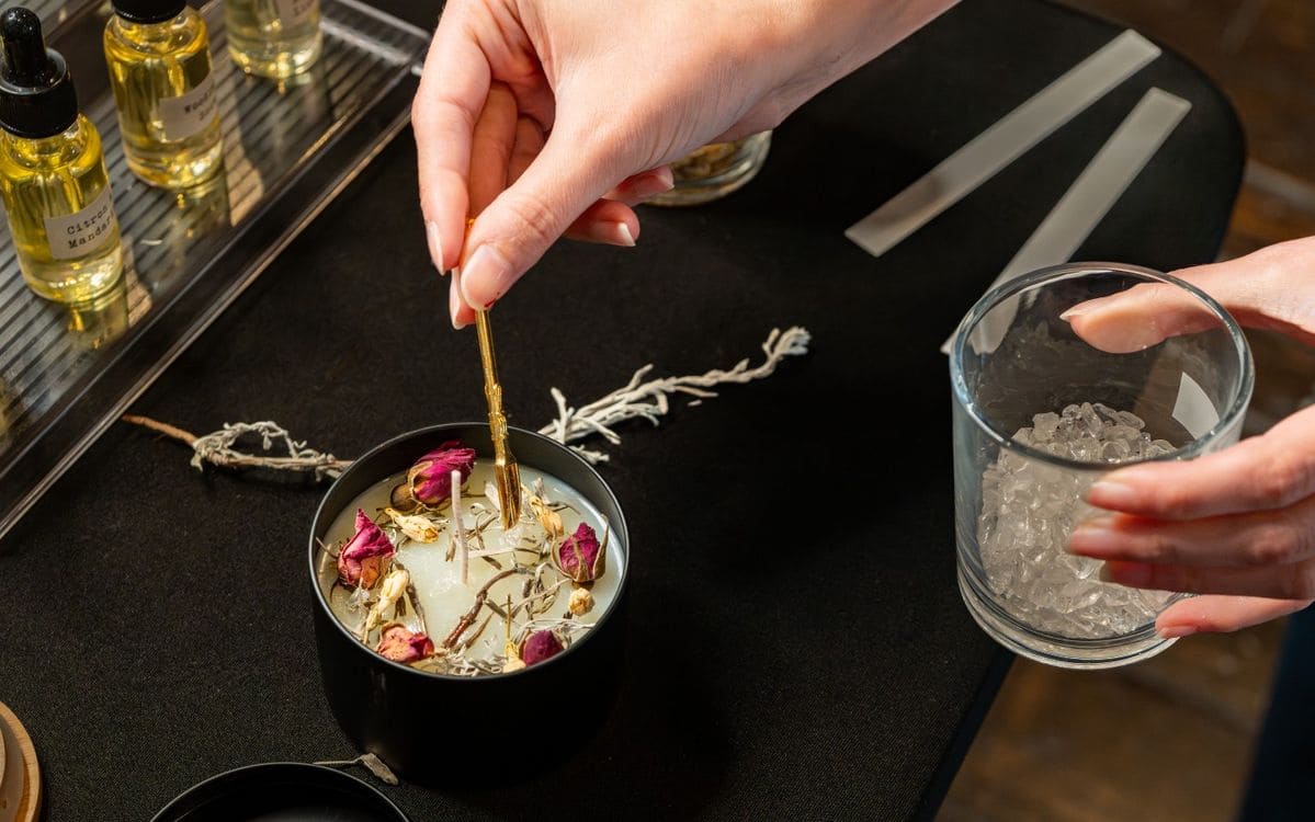 Làm nến thơm workshop